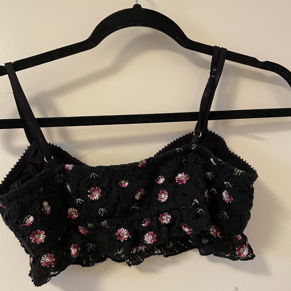 kendall & kylie crop top - Picture 2 of 2